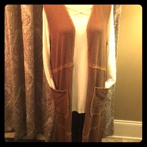 Brown Sleeveless Duster
